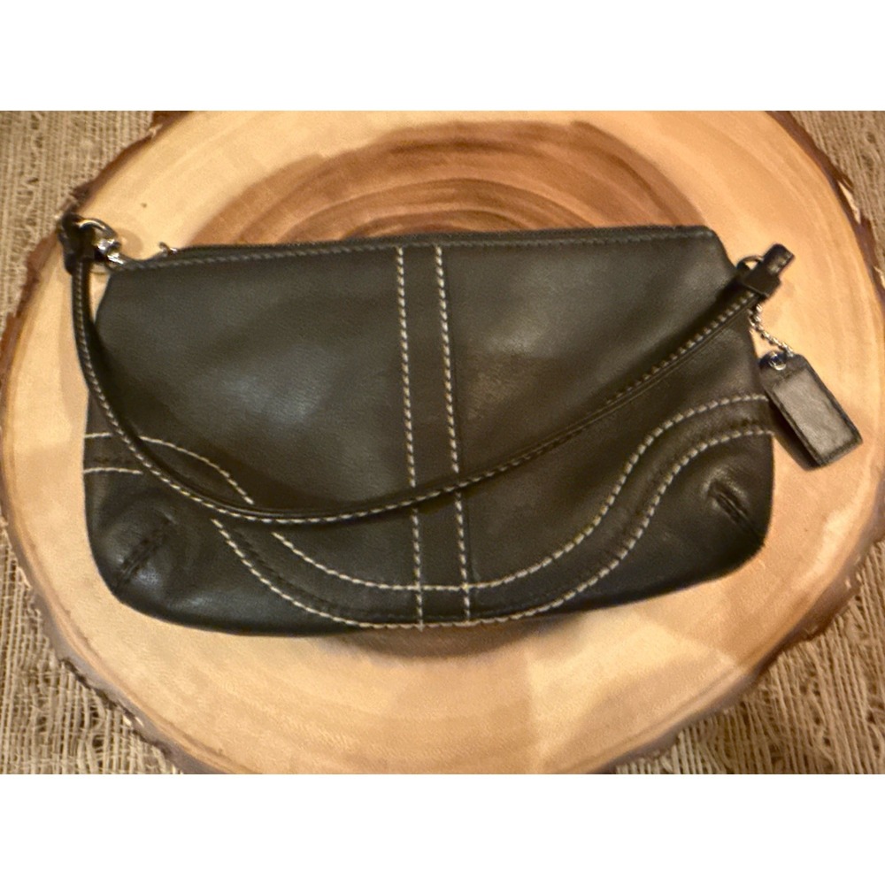 Vintage COACH Black Buckle Wristlet Zip Clutch Pouch Contrast Stitch EUC - Picture 6 of 8